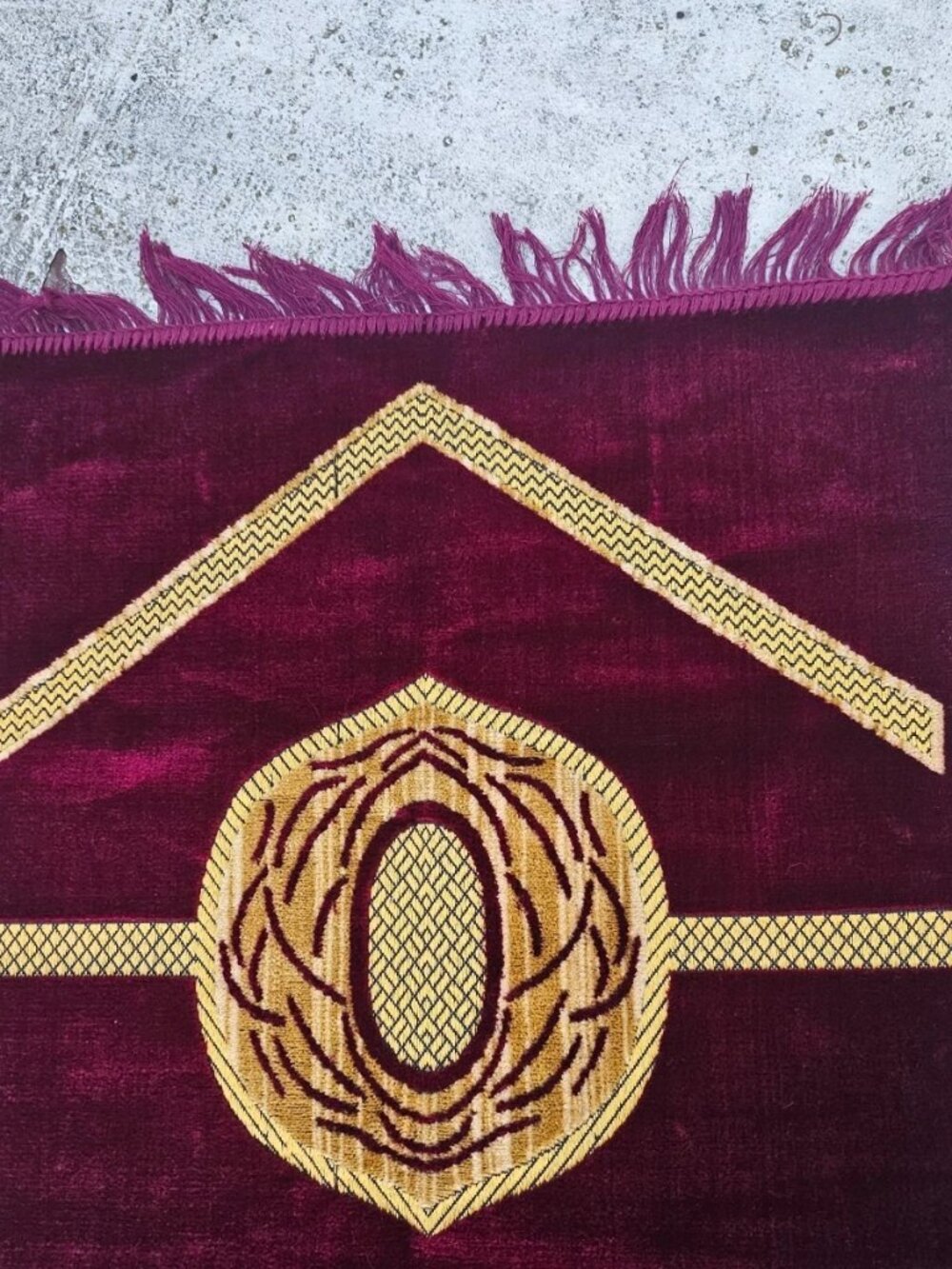 Prayer Rug Musalah Jai Namaz Burgundy Velvet Luxury Religious Islamic Rug - Picture 10 of 11